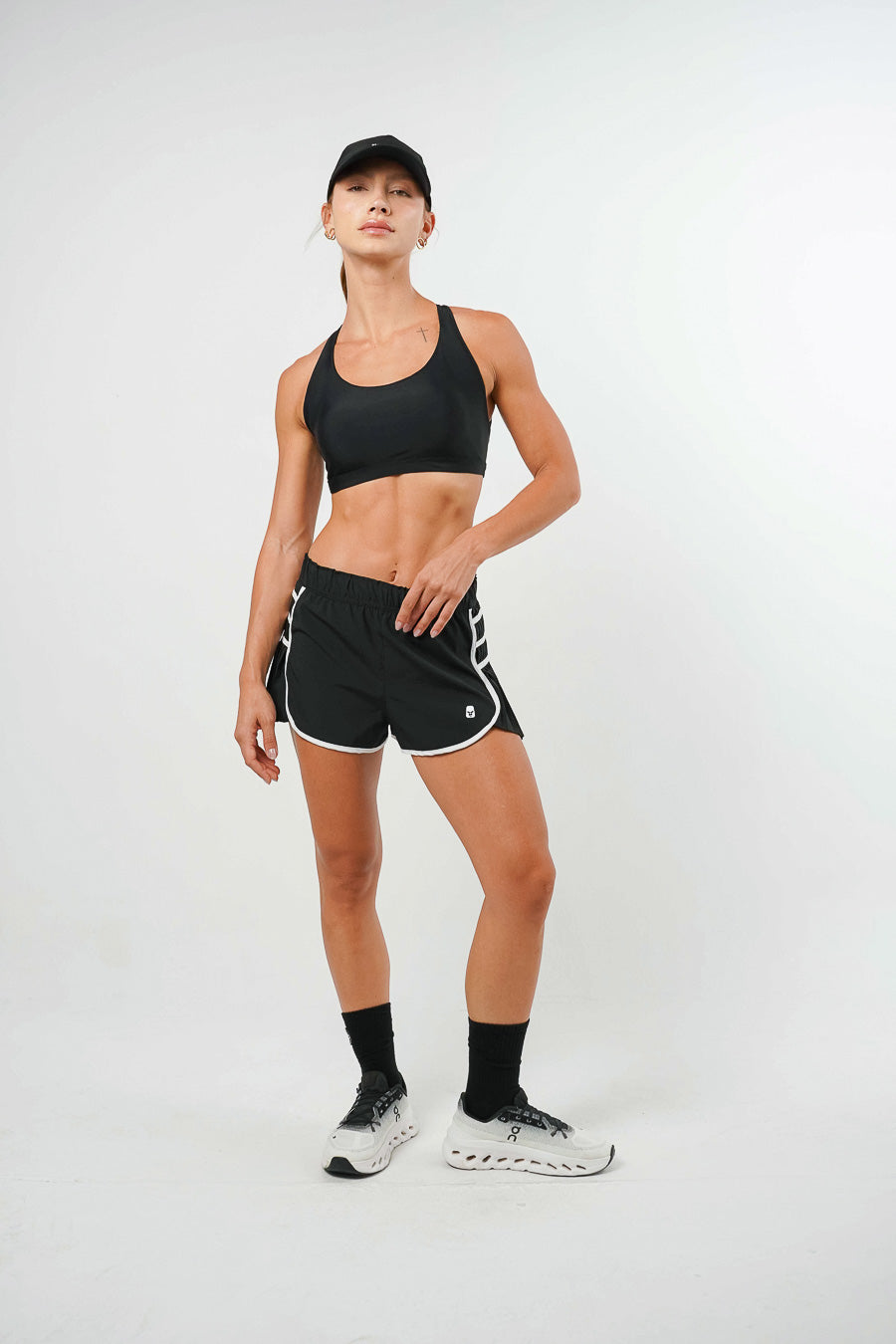 Short Running Pulse Black