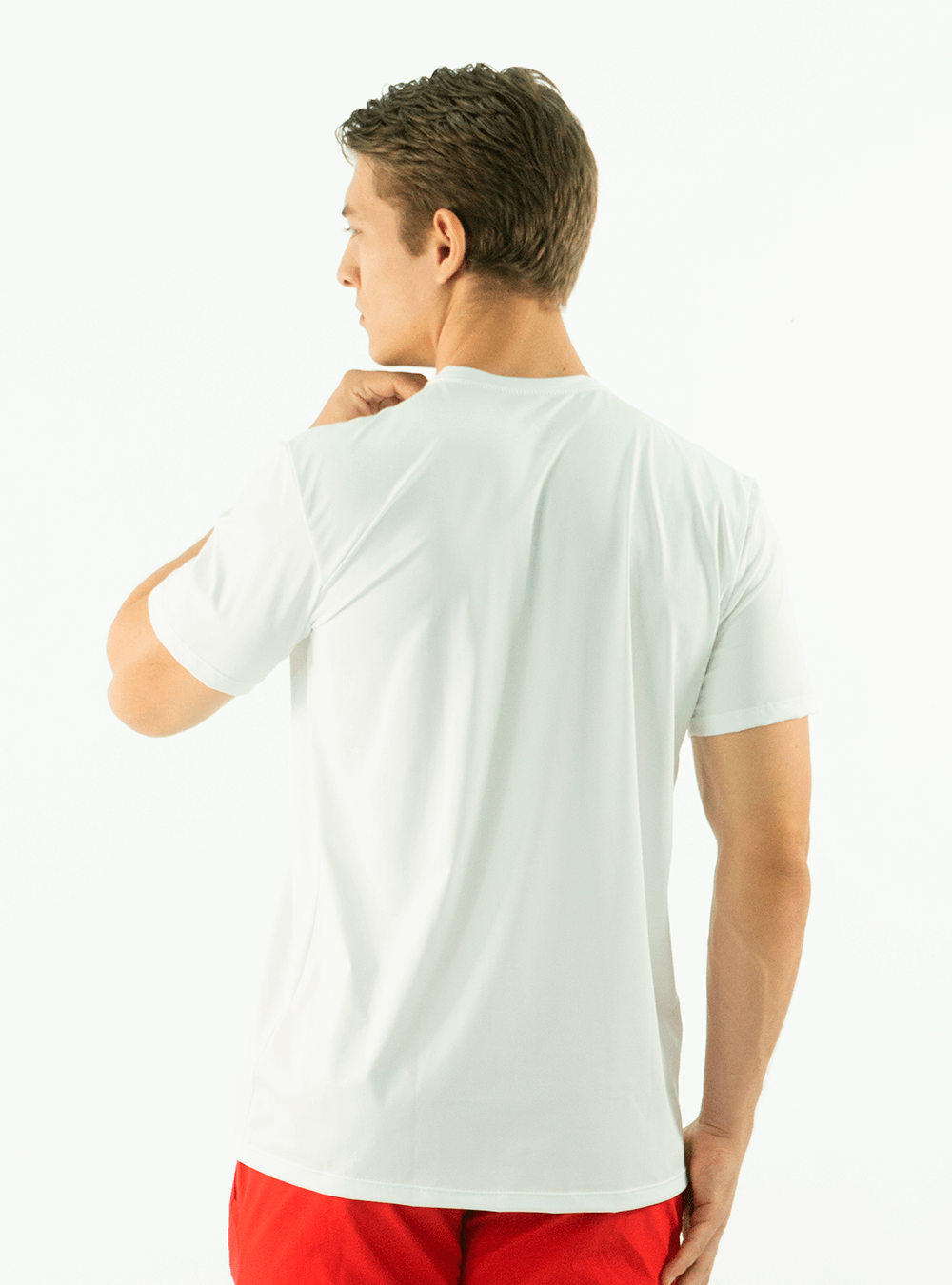 BASIC WHITE COLD FABRIC T-SHIRT