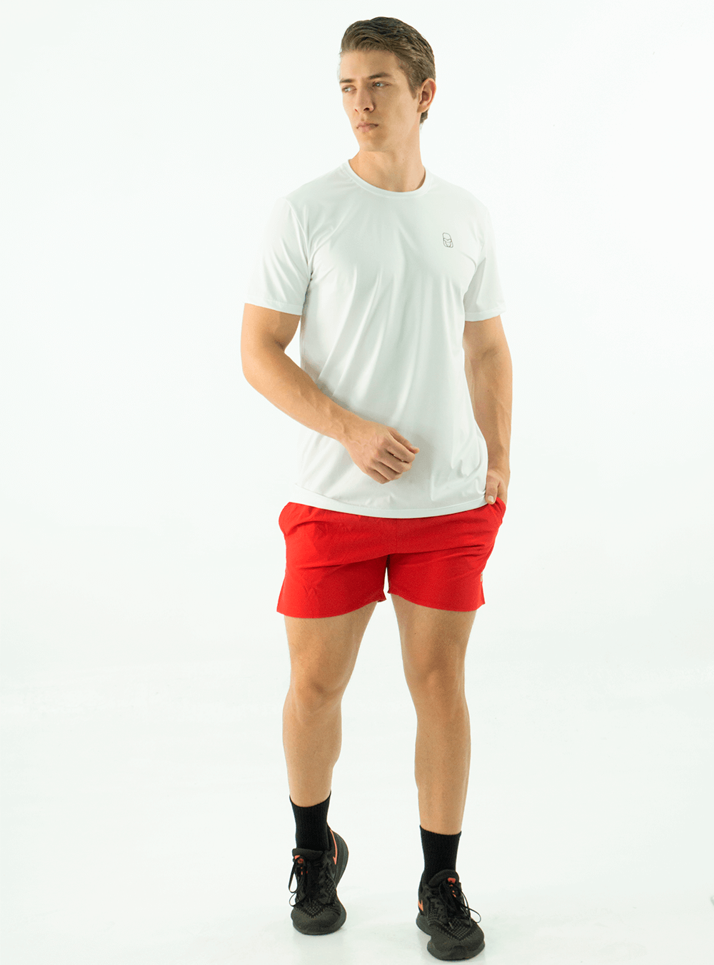 BASIC WHITE COLD FABRIC T-SHIRT